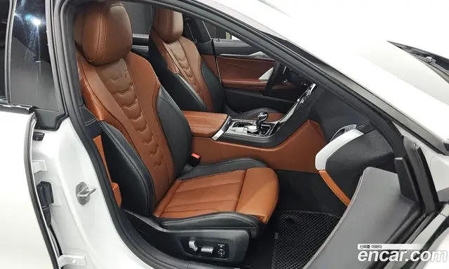BMW 8 серия 2025 4.4 автомат (гидро), миниатюра 12