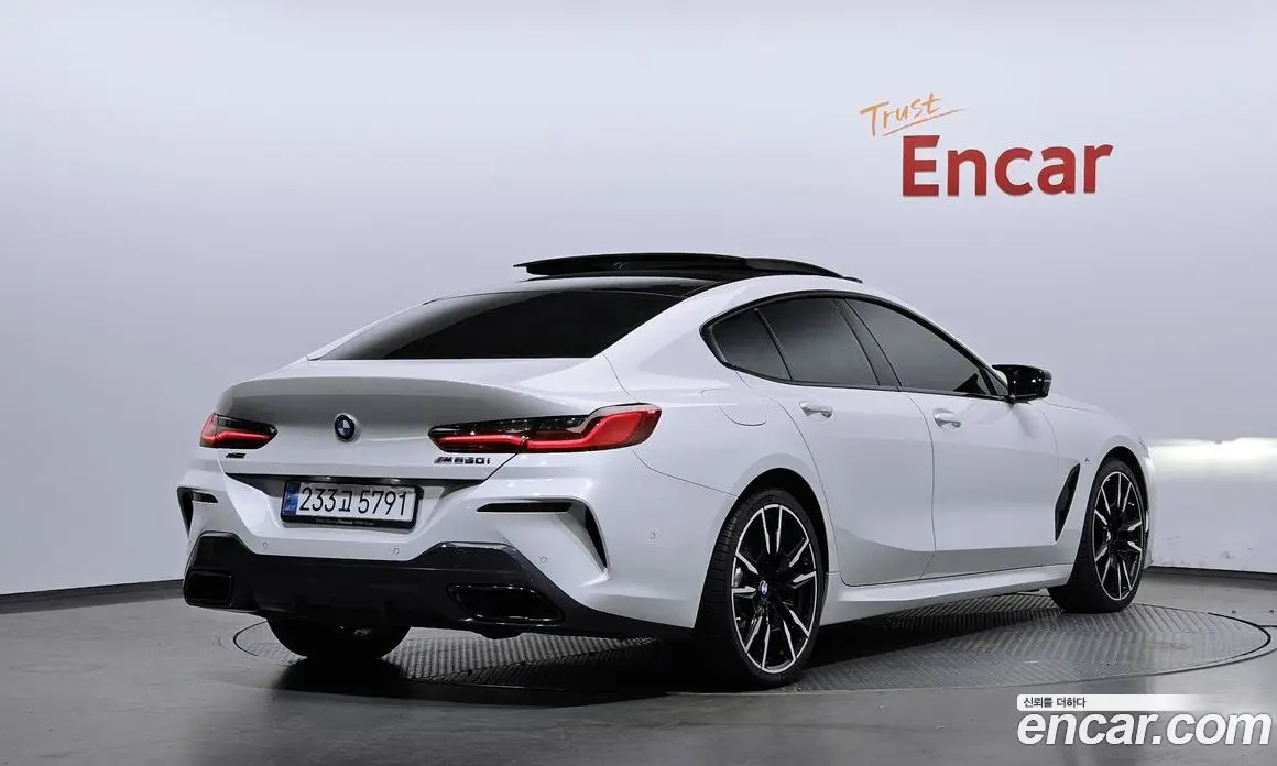 BMW 8 серия 2025 4.4 автомат (гидро), фото 4 BMW 8 серия 2025 4.4 автомат (гидро), фото 4
