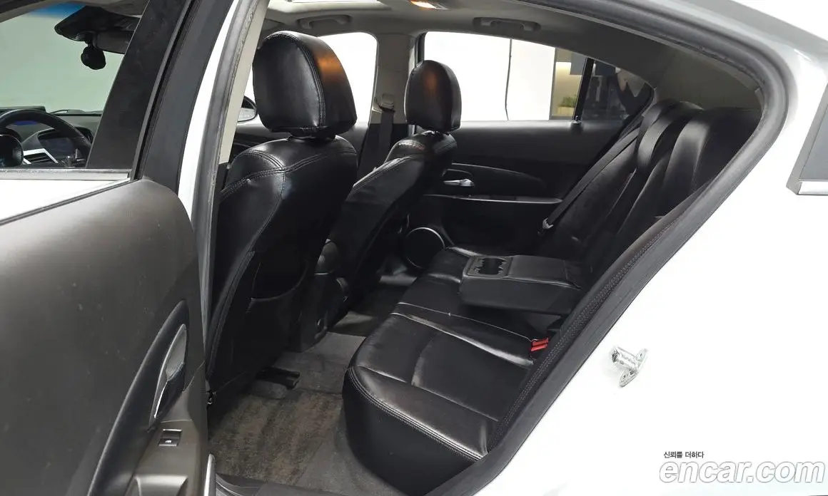 Chevrolet Cruze 2011 2.0 механика, фото 12 Chevrolet Cruze 2011 2.0 механика, фото 12