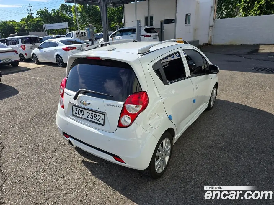 Chevrolet Spark 2013 1.0 автомат (гидро), фото 3