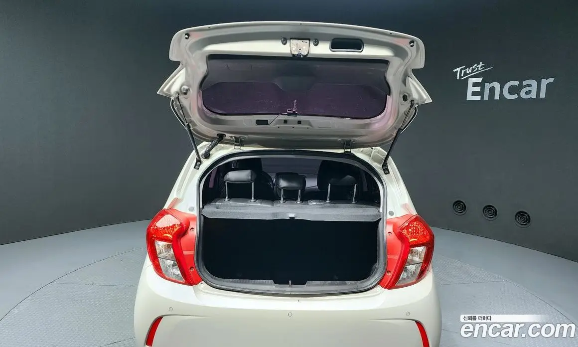 Chevrolet Spark 2016 1.0 автомат (гидро), фото 20