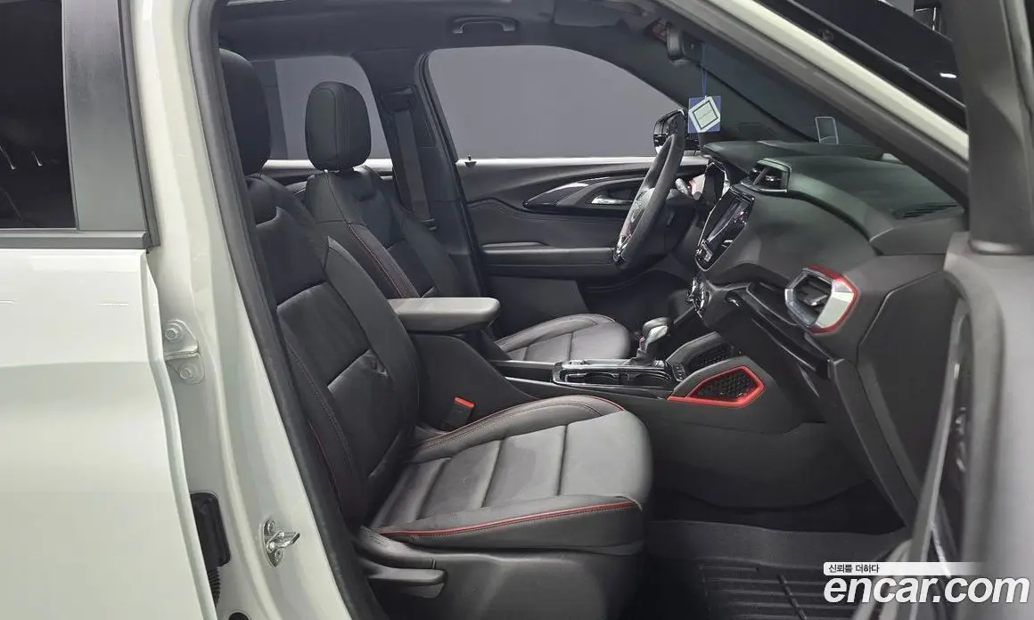 Chevrolet TrailBlazer 2022 1.3 автомат (гидро), фото 11 Chevrolet TrailBlazer 2022 1.3 автомат (гидро), фото 11