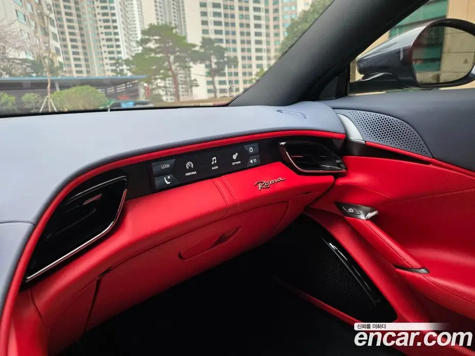 Ferrari Roma 2021 3.9 автомат (гидро), фото 16 Ferrari Roma 2021 3.9 автомат (гидро), фото 16