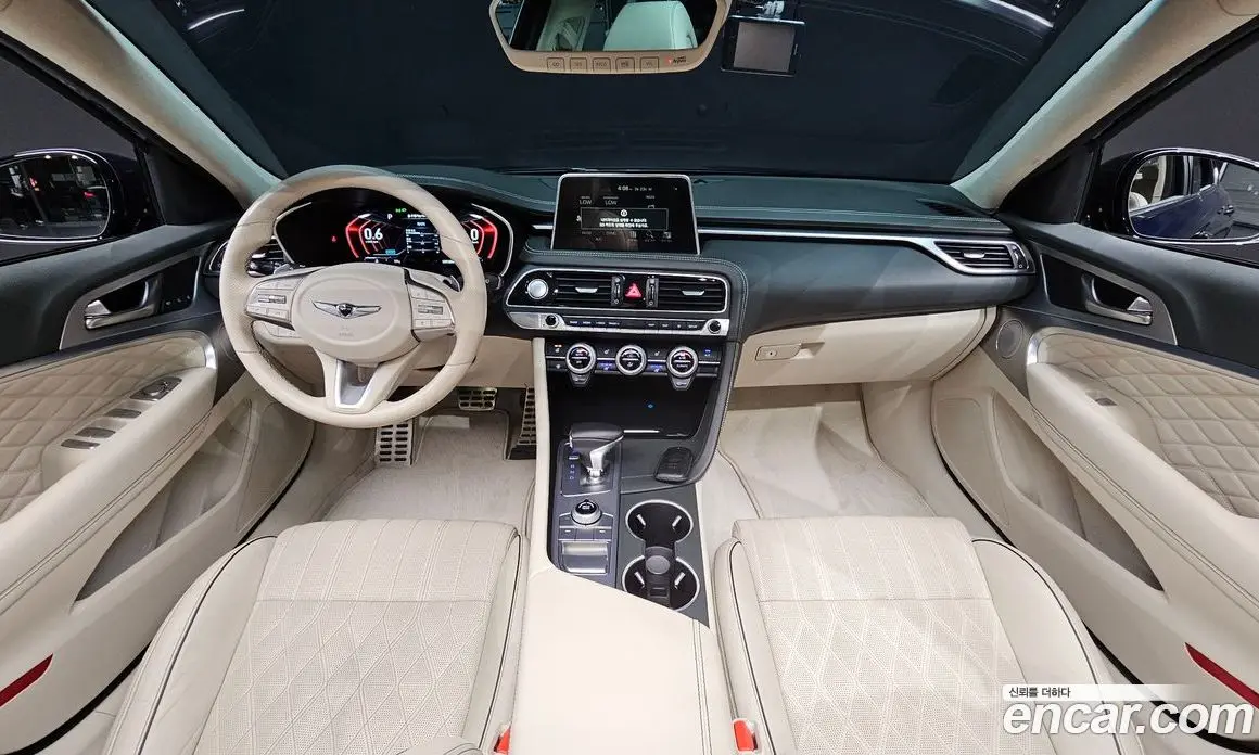 Genesis G70 2018 3.3 автомат (гидро), фото 7 Genesis G70 2018 3.3 автомат (гидро), фото 7