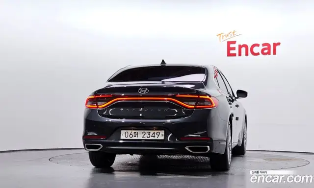 Hyundai Grandeur 2017 2.4 автомат (гидро), миниатюра 4