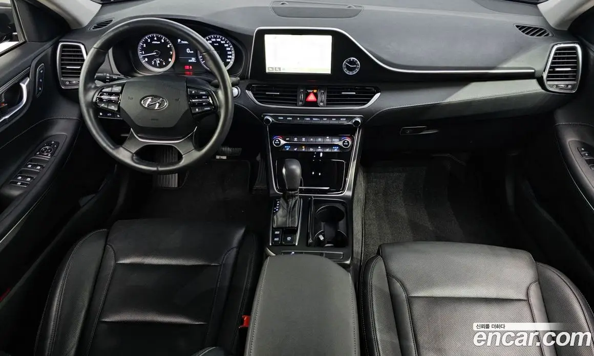 Hyundai Grandeur 2017 2.4 автомат (гидро), фото 7