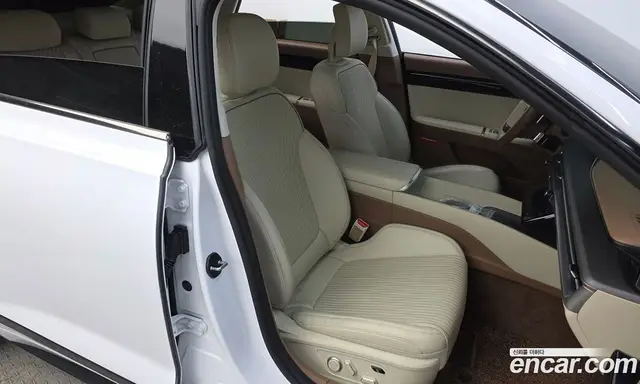 Hyundai Grandeur 2023 2.5 автомат (гидро), миниатюра 10 Hyundai Grandeur 2023 2.5 автомат (гидро), миниатюра 10