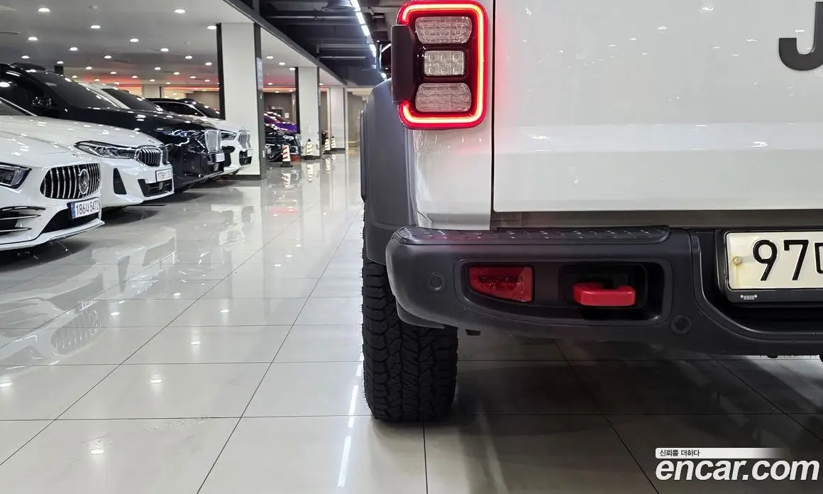 Jeep Gladiator 2021 3.6 автомат (гидро), фото 4