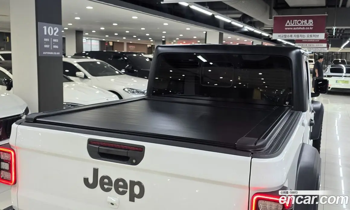 Jeep Gladiator 2021 3.6 автомат (гидро), фото 6
