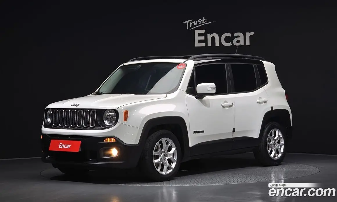 Jeep Renegade 2016 2.4 автомат (гидро), фото 1 Jeep Renegade 2016 2.4 автомат (гидро), фото 1