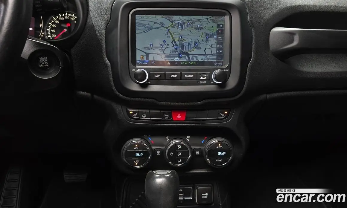 Jeep Renegade 2016 2.4 автомат (гидро), фото 14 Jeep Renegade 2016 2.4 автомат (гидро), фото 14