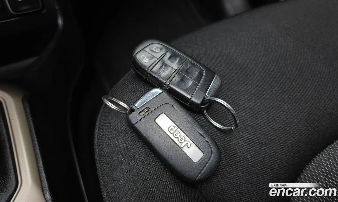 Jeep Renegade 2016 2.4 автомат (гидро), фото 16 Jeep Renegade 2016 2.4 автомат (гидро), фото 16
