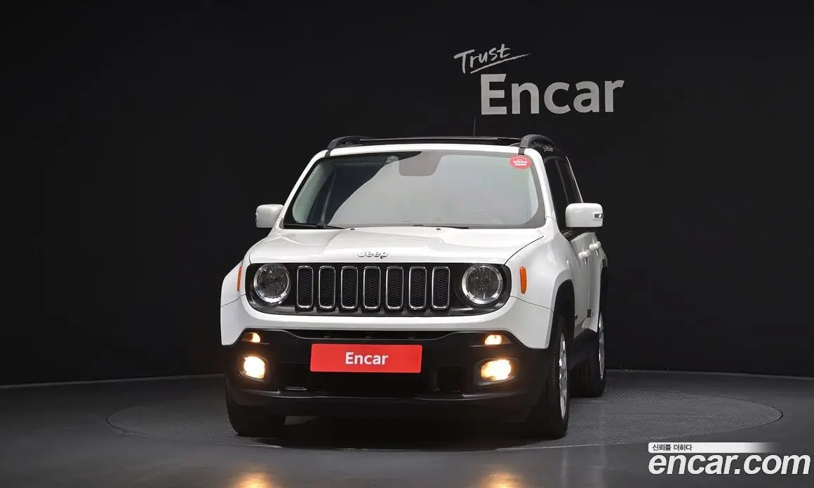 Jeep Renegade 2016 2.4 автомат (гидро), фото 3 Jeep Renegade 2016 2.4 автомат (гидро), фото 3