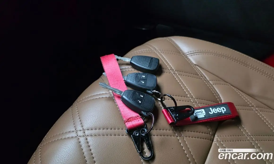 Jeep Wrangler 2017 3.6 автомат (гидро), фото 18 Jeep Wrangler 2017 3.6 автомат (гидро), фото 18