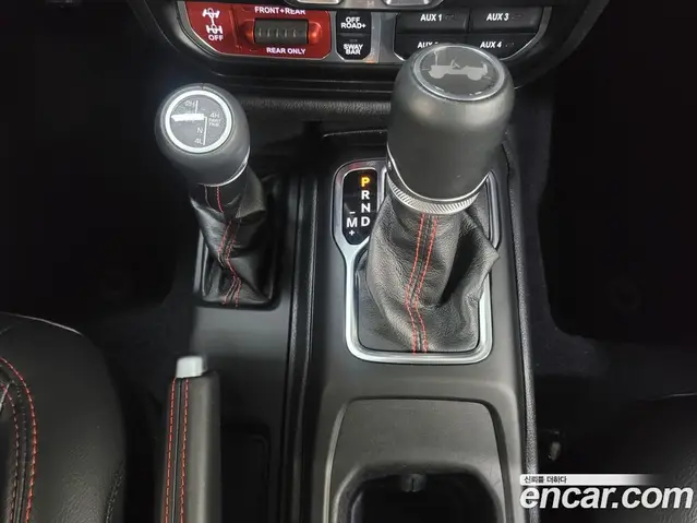 Jeep Wrangler 2023 2.0 автомат (гидро), миниатюра 12