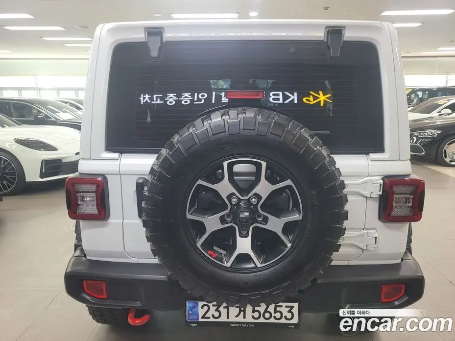 Jeep Wrangler 2023 2.0 автомат (гидро), фото 18