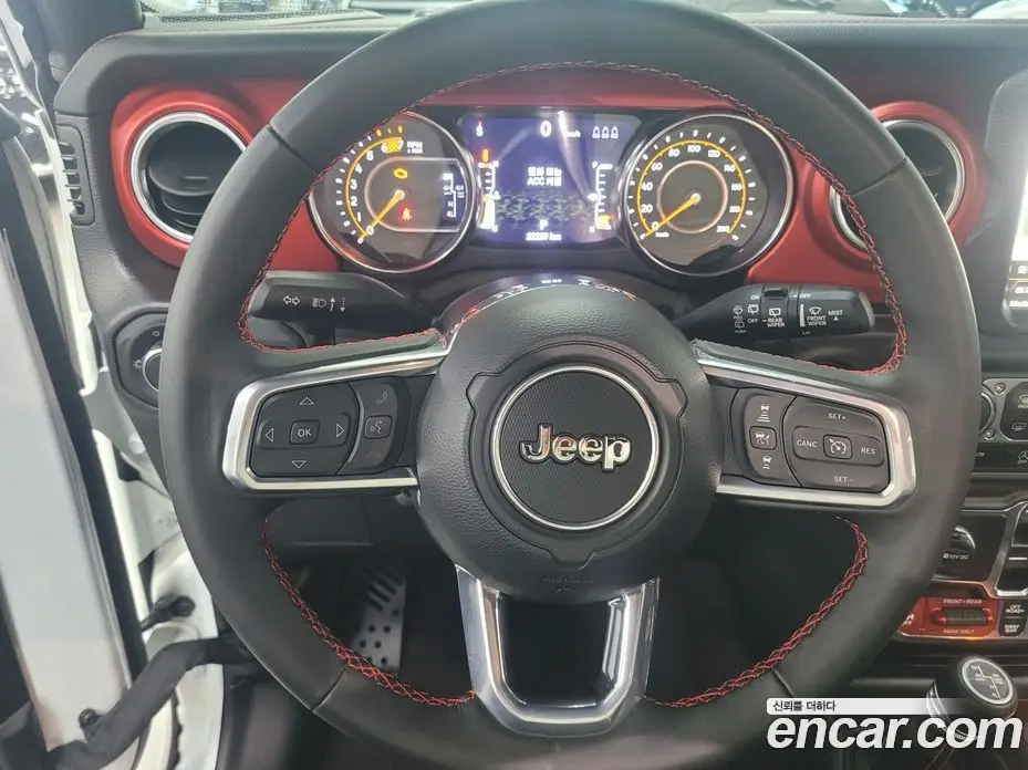 Jeep Wrangler 2023 2.0 автомат (гидро), фото 4