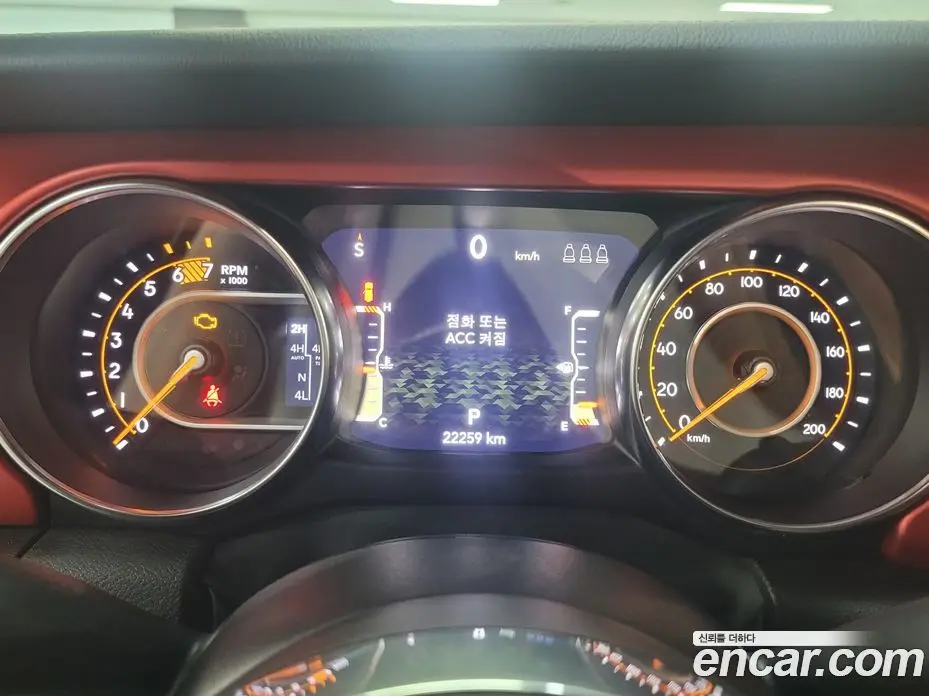 Jeep Wrangler 2023 2.0 автомат (гидро), фото 5