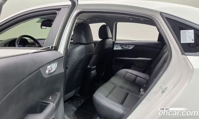Kia K3 2021 1.6 автомат (гидро), миниатюра 11 Kia K3 2021 1.6 автомат (гидро), миниатюра 11