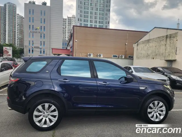 Land Rover Discovery Sport 2015 2.2 автомат (гидро), миниатюра 8 Land Rover Discovery Sport 2015 2.2 автомат (гидро), миниатюра 8