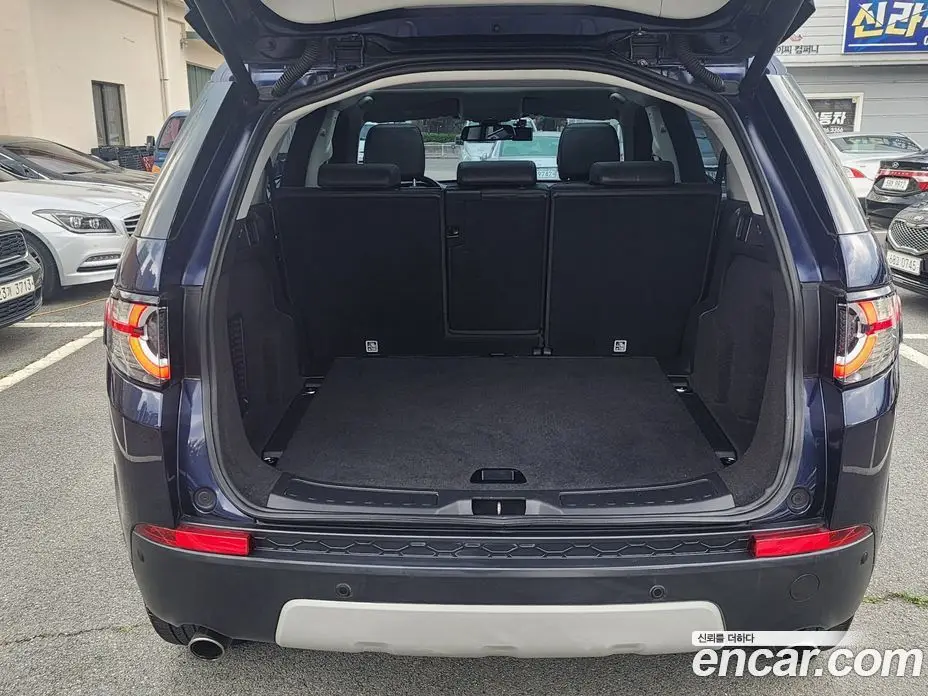 Land Rover Discovery Sport 2015 2.2 автомат (гидро), фото 10 Land Rover Discovery Sport 2015 2.2 автомат (гидро), фото 10