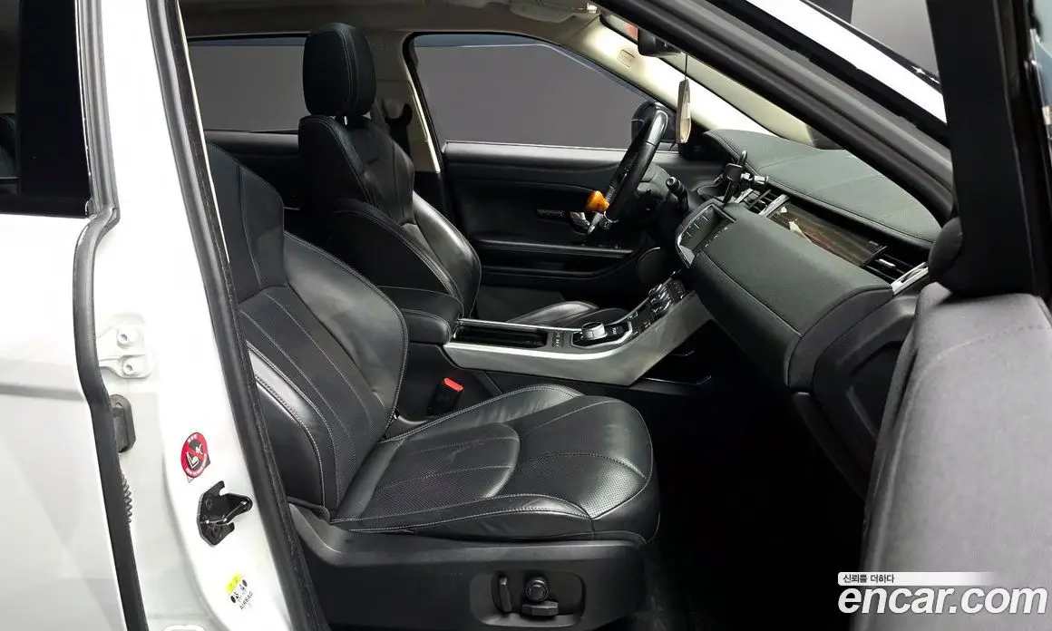 Land Rover Range Rover Evoque 2016 2.0 автомат (гидро), фото 11