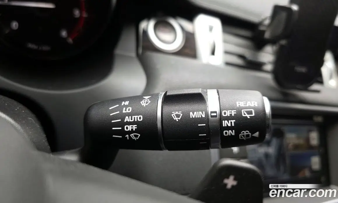 Land Rover Range Rover Evoque 2016 2.0 автомат (гидро), фото 18
