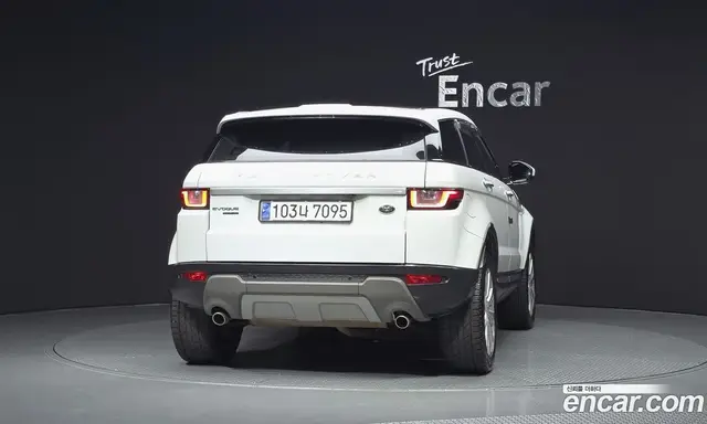 Land Rover Range Rover Evoque 2016 2.0 автомат (гидро), миниатюра 4
