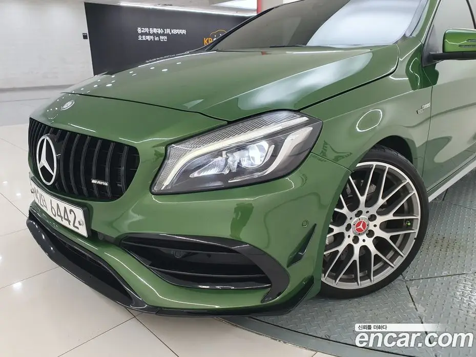 Mercedes-Benz A-Class 2017 2.0 автомат (гидро), фото 1 Mercedes-Benz A-Class 2017 2.0 автомат (гидро), фото 1