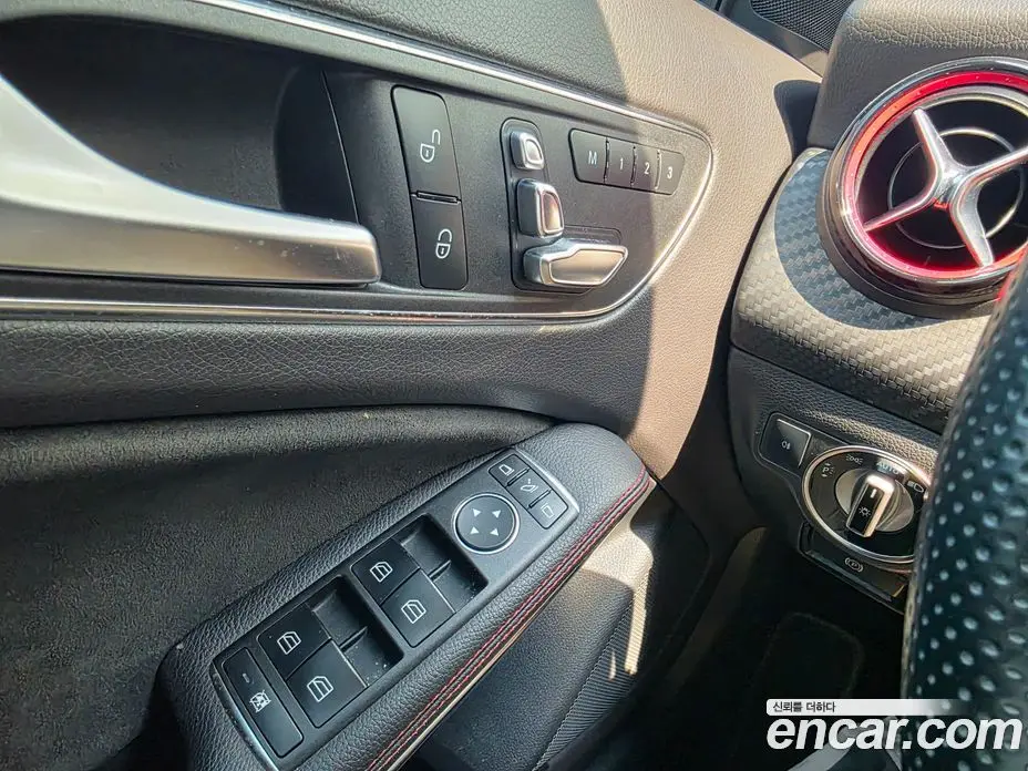 Mercedes-Benz A-Class 2017 2.0 автомат (гидро), фото 14 Mercedes-Benz A-Class 2017 2.0 автомат (гидро), фото 14