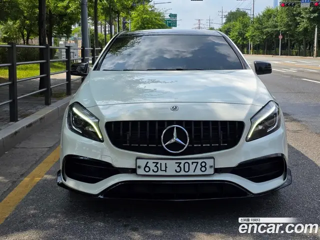 Mercedes-Benz A-Class 2017 2.0 автомат (гидро), миниатюра 4 Mercedes-Benz A-Class 2017 2.0 автомат (гидро), миниатюра 4