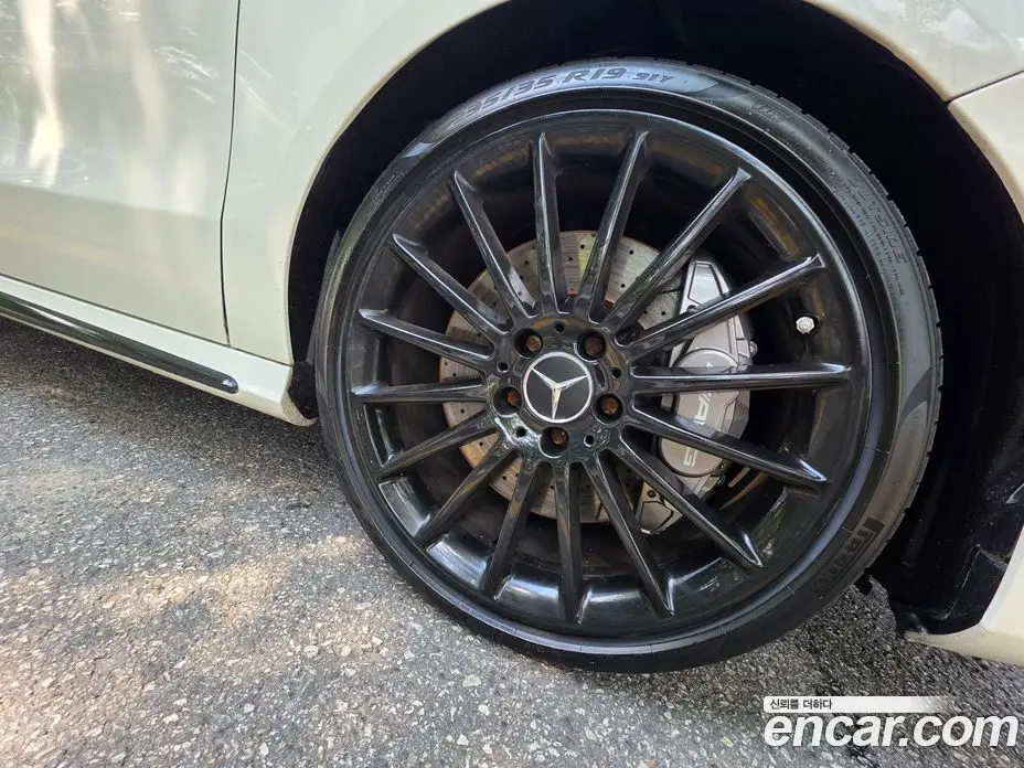 Mercedes-Benz A-Class 2017 2.0 автомат (гидро), фото 6 Mercedes-Benz A-Class 2017 2.0 автомат (гидро), фото 6