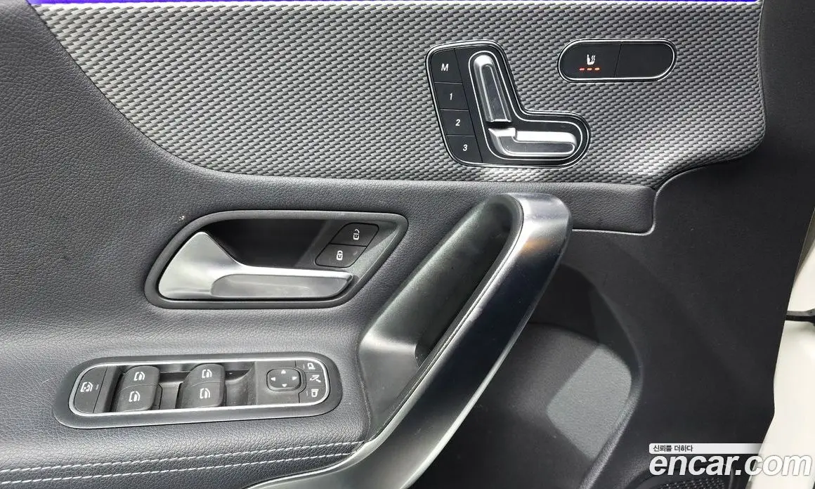 Mercedes-Benz A-Class 2022 2.0 автомат (гидро), фото 19 Mercedes-Benz A-Class 2022 2.0 автомат (гидро), фото 19