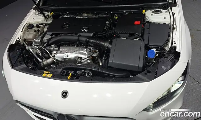 Mercedes-Benz A-Class 2022 2.0 автомат (гидро), миниатюра 6 Mercedes-Benz A-Class 2022 2.0 автомат (гидро), миниатюра 6