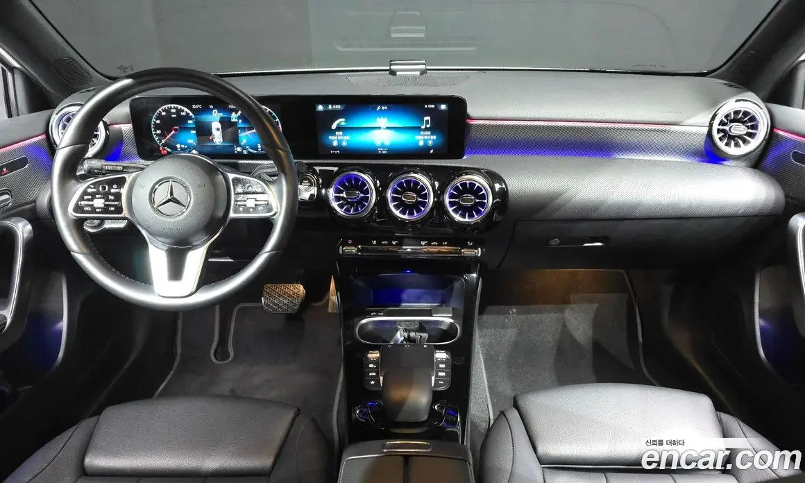 Mercedes-Benz A-Class 2022 2.0 автомат (гидро), фото 7 Mercedes-Benz A-Class 2022 2.0 автомат (гидро), фото 7