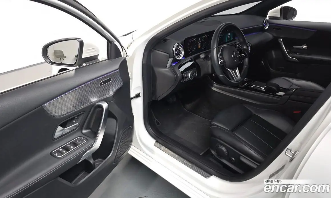 Mercedes-Benz A-Class 2022 2.0 автомат (гидро), фото 12 Mercedes-Benz A-Class 2022 2.0 автомат (гидро), фото 12