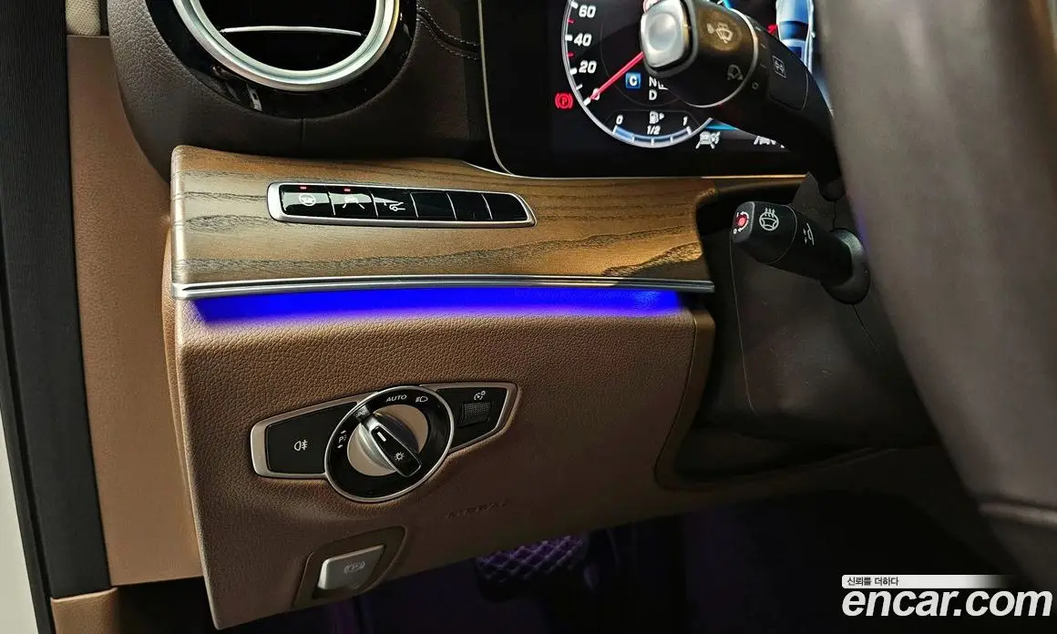 Mercedes-Benz E-Class 2020 2.0 автомат (гидро), фото 17