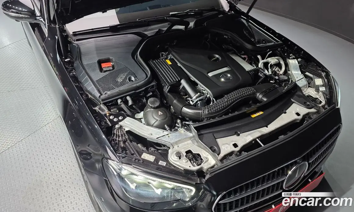 Mercedes-Benz E-Class 2023 2.0 автомат (гидро), фото 20