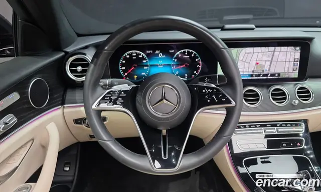 Mercedes-Benz E-Class 2023 2.0 автомат (гидро), миниатюра 5