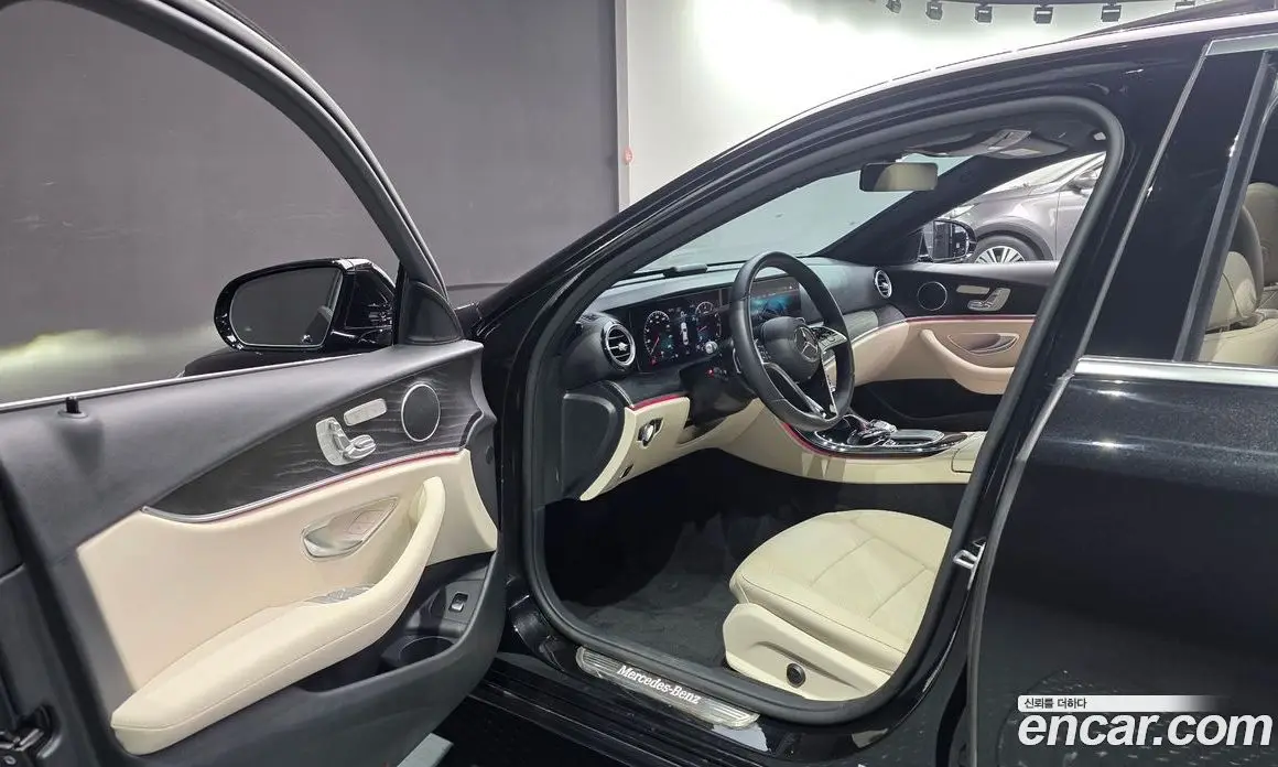 Mercedes-Benz E-Class 2023 2.0 автомат (гидро), фото 8