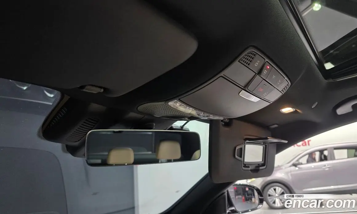 Mercedes-Benz E-Class 2023 2.0 автомат (гидро), фото 9