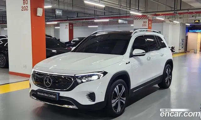 Mercedes-Benz EQB, 2023, 39 560 км