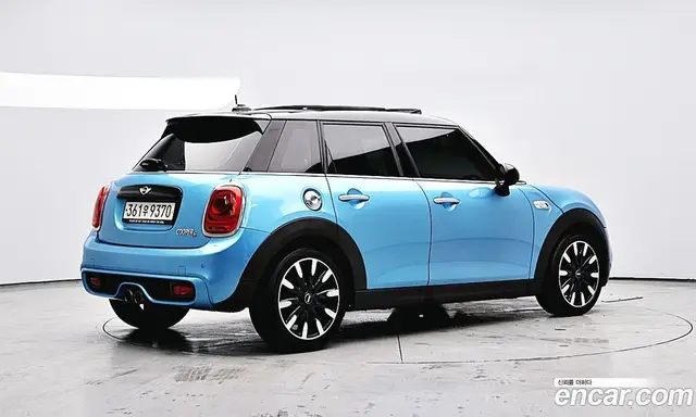 Mini Cooper 2018 2.0 автомат (гидро), миниатюра 4
