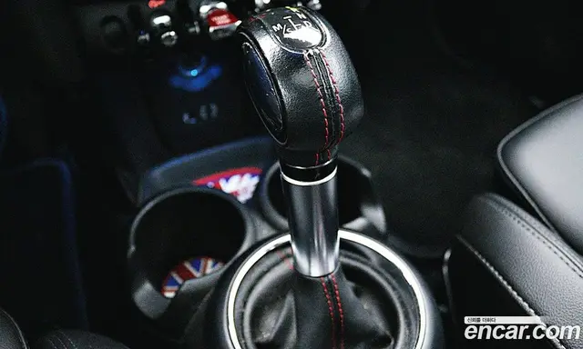 Mini Cooper 2018 2.0 автомат (гидро), миниатюра 9