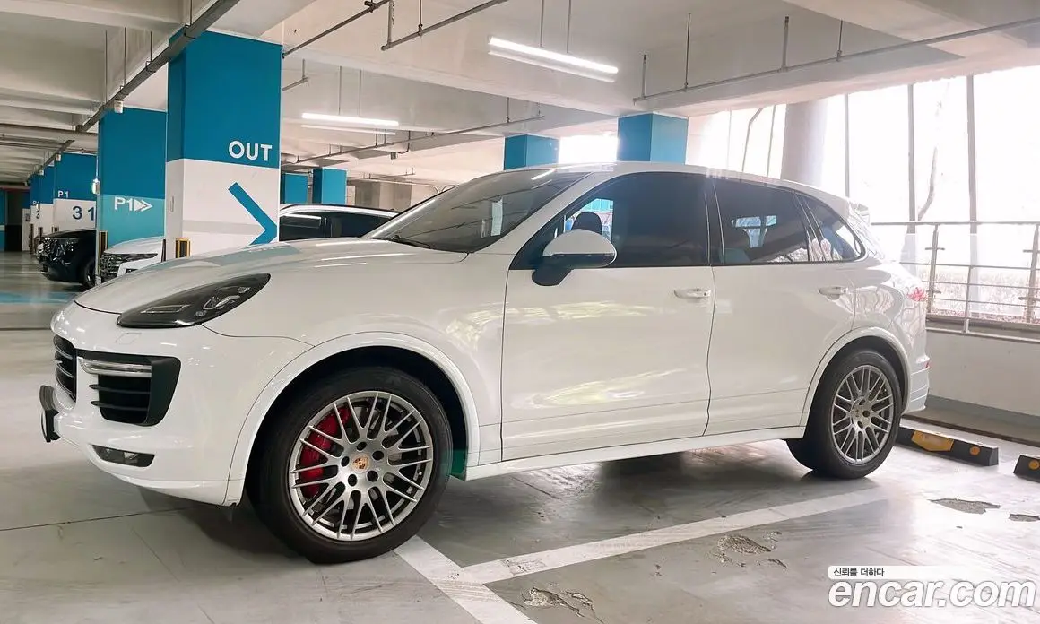 Porsche Cayenne 2015 3.6 автомат (гидро), фото 3 Porsche Cayenne 2015 3.6 автомат (гидро), фото 3