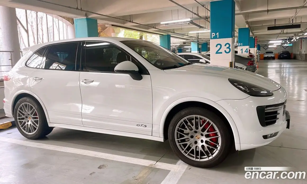 Porsche Cayenne 2015 3.6 автомат (гидро), фото 5 Porsche Cayenne 2015 3.6 автомат (гидро), фото 5