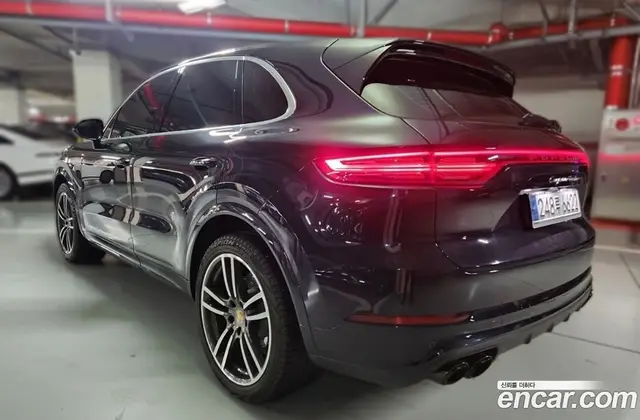 Porsche Cayenne 2020 4.0 автомат (гидро), миниатюра 4 Porsche Cayenne 2020 4.0 автомат (гидро), миниатюра 4