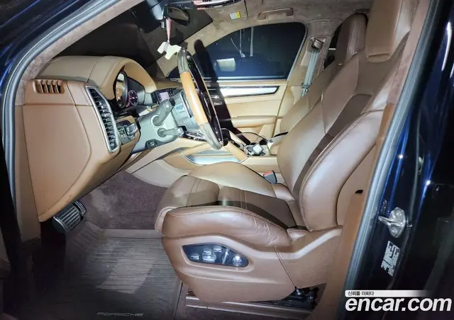 Porsche Cayenne 2020 4.0 автомат (гидро), миниатюра 9 Porsche Cayenne 2020 4.0 автомат (гидро), миниатюра 9