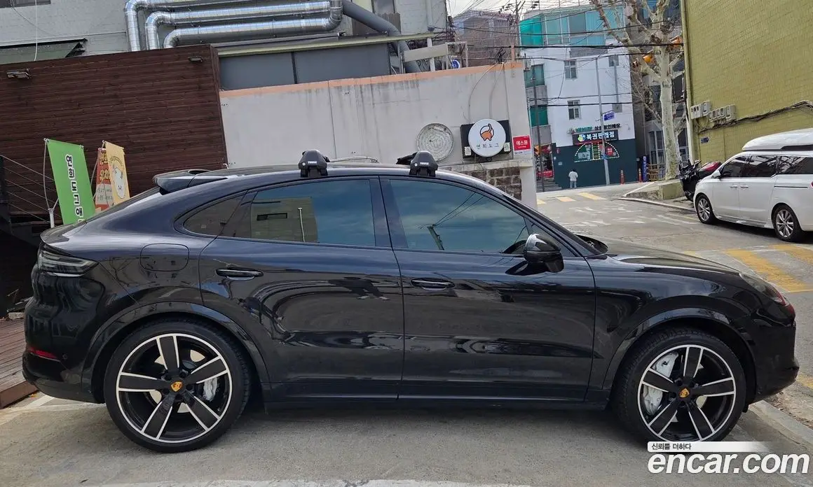Porsche Cayenne 2021 4.0 автомат (гидро), фото 2 Porsche Cayenne 2021 4.0 автомат (гидро), фото 2