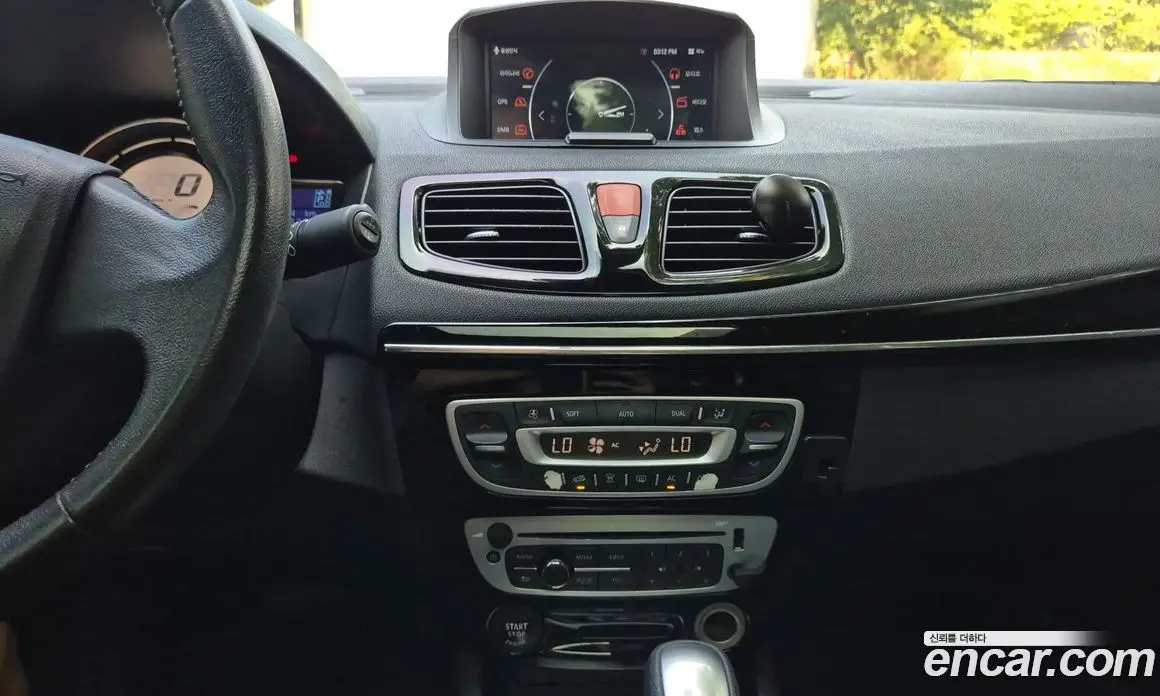 Renault (Samsung) SM3 2016 1.6 автомат (вариатор), фото 14 Renault (Samsung) SM3 2016 1.6 автомат (вариатор), фото 14